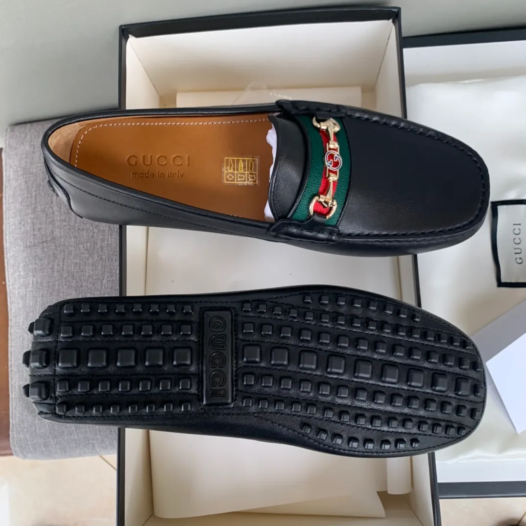 Batch 740💰[strong][strong][strong] Original order quality, new counter styles synchronized, Gucci counter new styles, handmade men's driving shoes, bean shoes, over-the-foot shoes, lazy shoes, exquisite hand-stitching, workmanship details comparable to counters, Italian imported cowhide, water-dyed cowhide lining, tree paste leather feet, sweat-absorbent and anti-odor, off-white, black, brown, 39-44 in large quantities in stock (38, 45 custom-made)